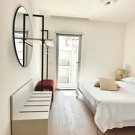 Apartment Aptments3 - Real Estate Solutions